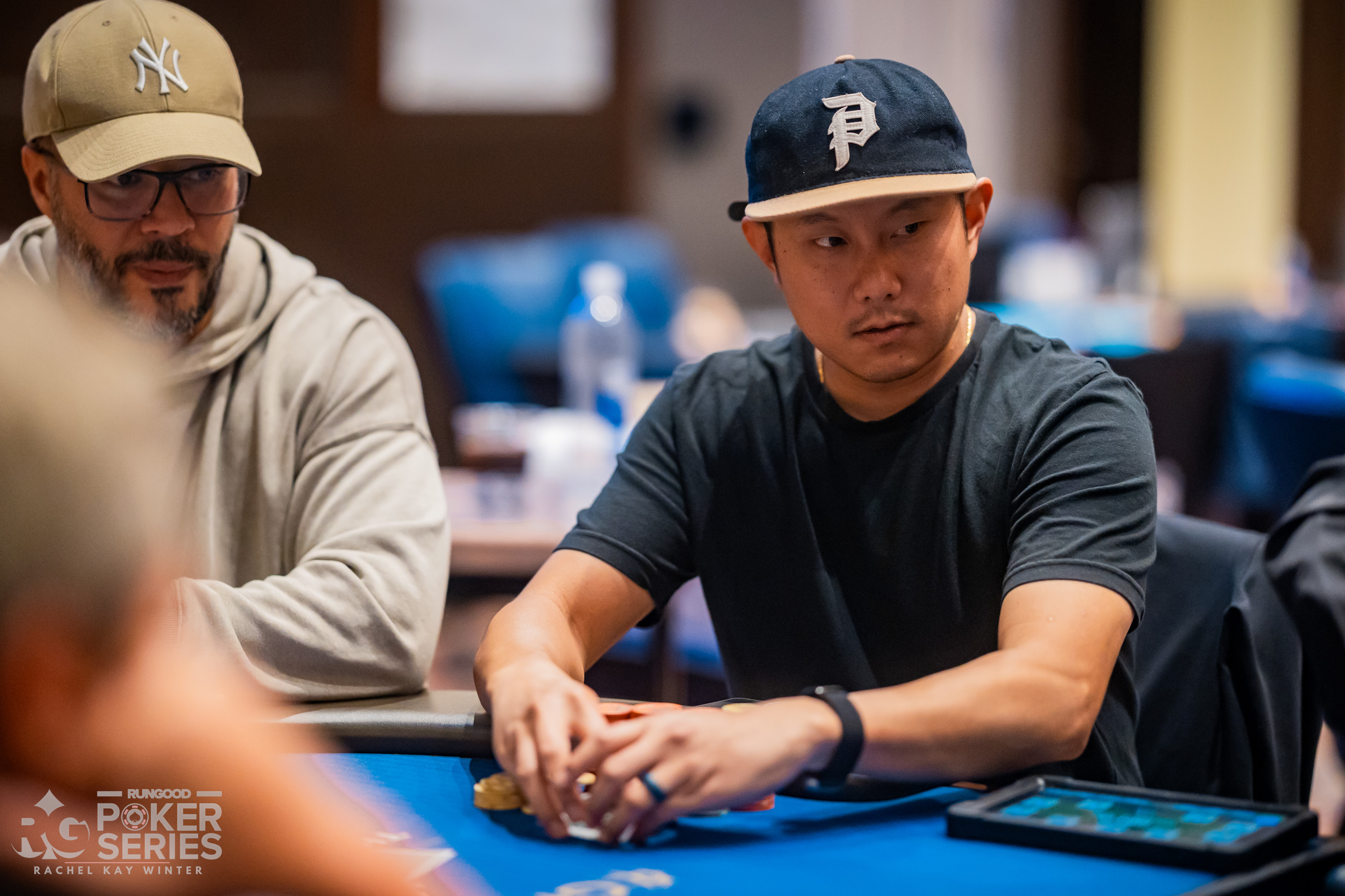 Xiong Thao 在 $400 PokerNews Cup 首日强势领跑，单日筹码占比近三成 - 博天堂娱乐登录 - 博天堂娱乐