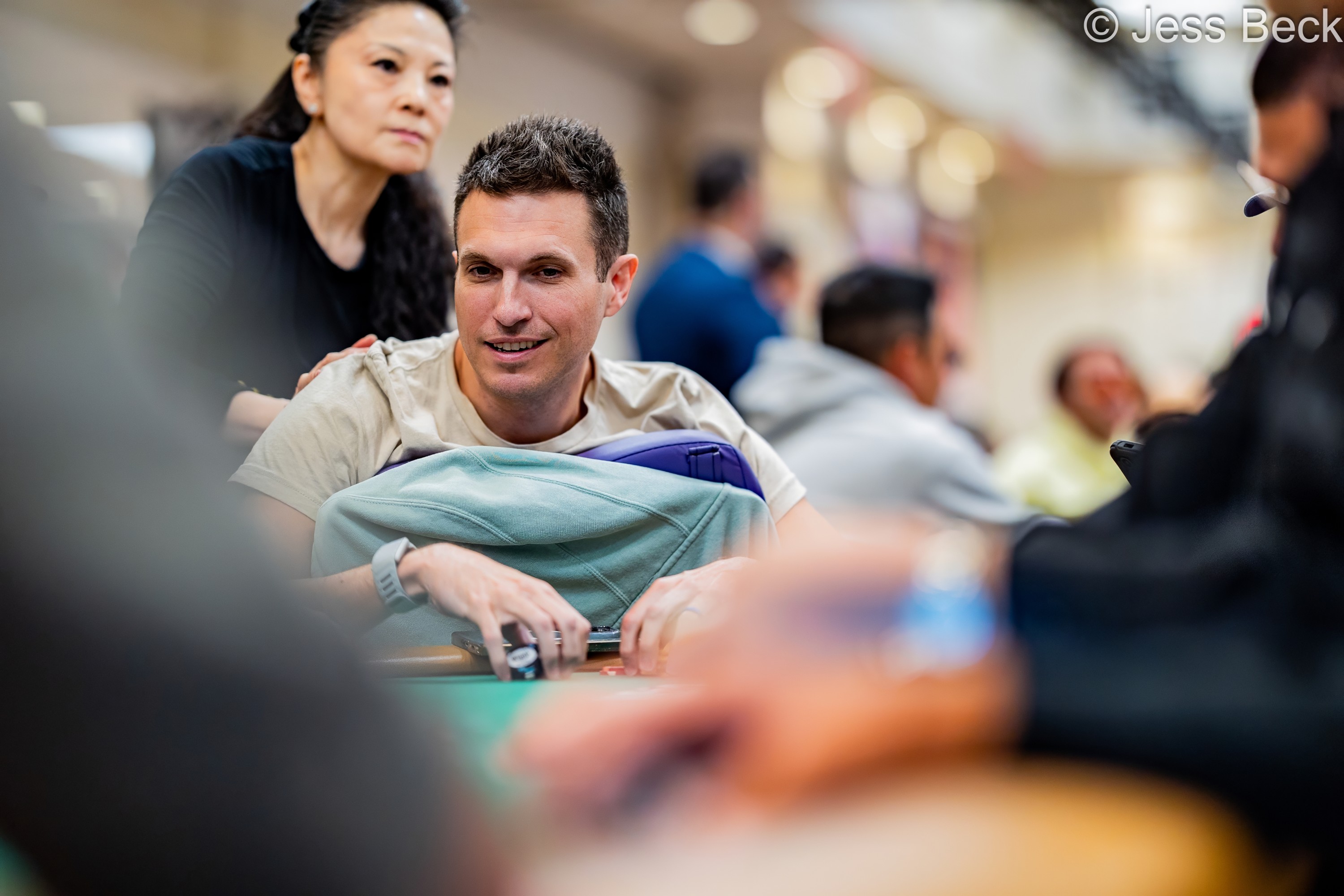 德州扑克传奇道格·波尔克的疯狂WSOP主赛事首日：一小时内经历生死轮回 - 博天堂娱乐登录 - 博天堂娱乐
